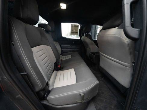 Used 2024 Toyota Tacoma TRD Sport image 24