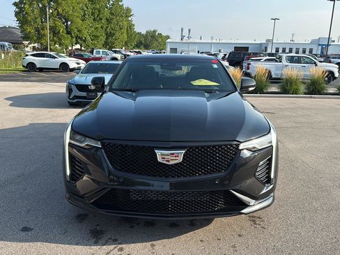 Used 2022 Cadillac CT4 V w/ Technology Package AWD/4WD image 8