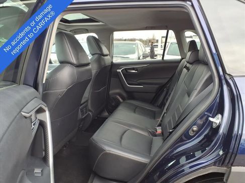 Used 2019 Toyota RAV4 XLE Premium image 12