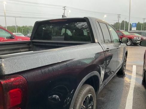 Used 2021 Honda Ridgeline Black Edition image 6
