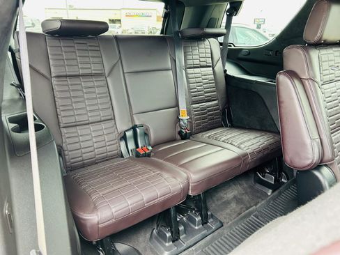 Used 2023 Cadillac Escalade V AWD/4WD image 43