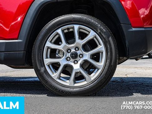 Used 2025 Jeep Compass Limited AWD/4WD image 17