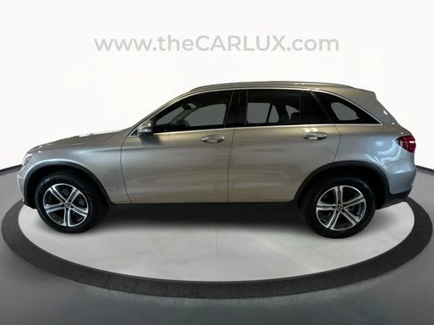 Used 2019 Mercedes-Benz GLC 300 image 4