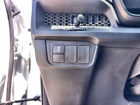 Used 2025 Honda CR-V Sport image 29