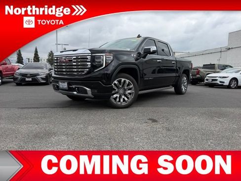 Used 2024 GMC Sierra 1500 Denali w/ Denali Reserve Package AWD/4WD image 2
