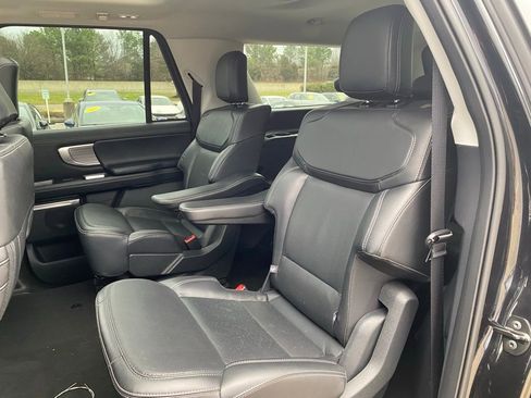 Used 2025 Ford Expedition Max Platinum image 24