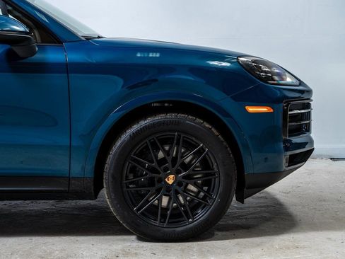 New 2026 Porsche Cayenne AWD/4WD image 12