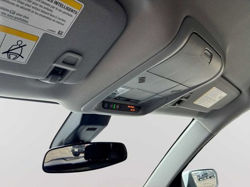 Certified 2024 Chevrolet Equinox LT image 34