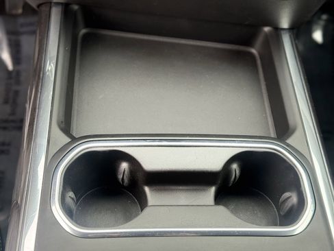 Used 2024 Chevrolet Silverado 2500 LTZ w/ LTZ Premium Package image 17