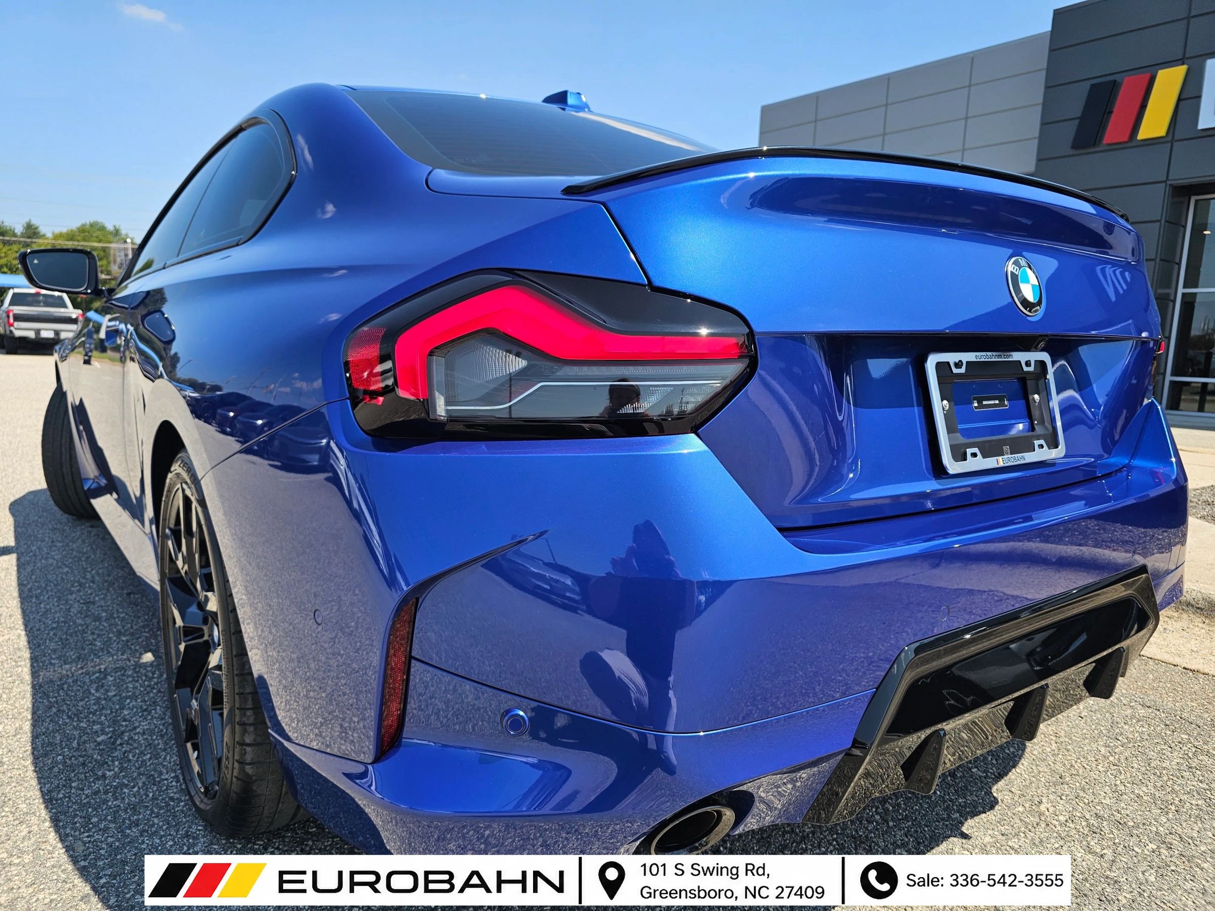 Used 2025 BMW 230i xDrive Coupe w/ M Sport Package AWD/4WD image 3