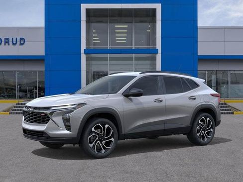 New 2026 Chevrolet Trax RS w/ Driver Confidence Package FWD image 2