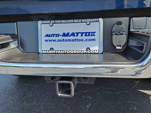 Used 2022 RAM 1500 Laramie AWD/4WD image 12