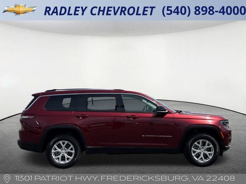 Used 2023 Jeep Grand Cherokee L Limited w/ Luxury Tech Group II AWD/4WD image 32