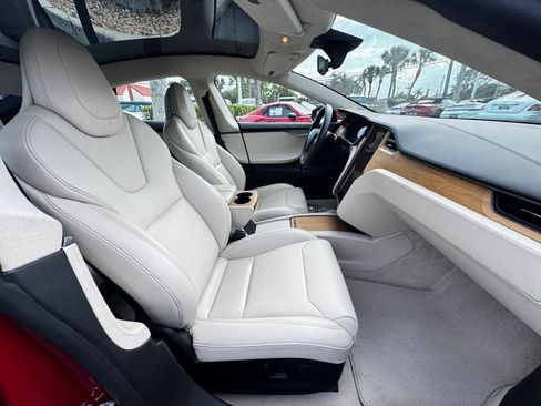 Used 2018 Tesla Model S 75D image 18