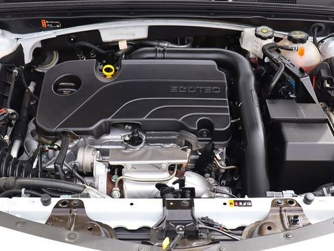 Used 2024 Chevrolet Malibu LT FWD image 57