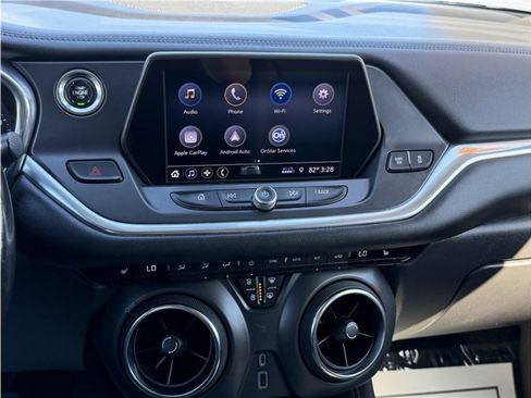 Used 2019 Chevrolet Blazer LT image 39