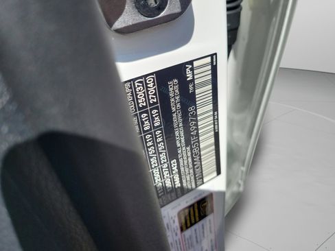 Certified 2026 Mercedes-Benz GLC 300 image 30