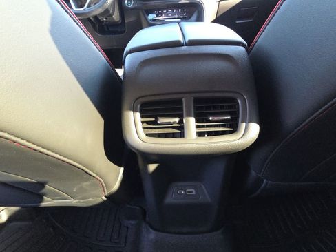 Used 2022 Buick Envision Essence w/ Technology Package II image 30