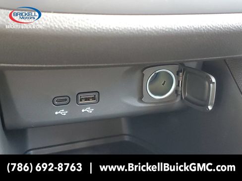 New 2026 Buick Envista Sport Touring FWD image 29