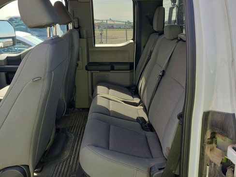 Used 2022 Ford F250 XL w/ Power Equipment Group AWD/4WD image 17