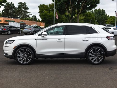 Used 2021 Lincoln Nautilus Reserve w/ Equipment Group 201A AWD/4WD image 11