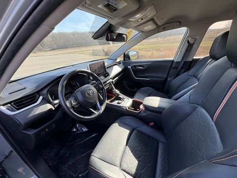Used 2023 Toyota RAV4 Adventure image 31