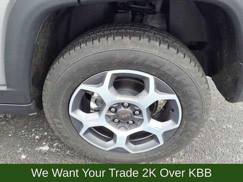 Used 2022 Jeep Compass Trailhawk w/ Sun and Sound Group image 25