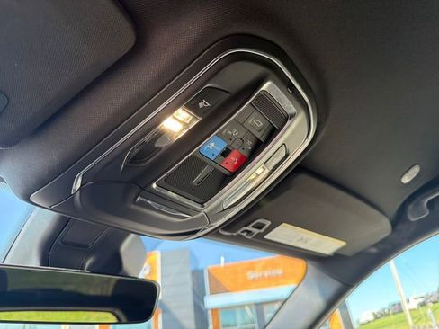 Used 2025 Jeep Grand Cherokee Altitude image 45