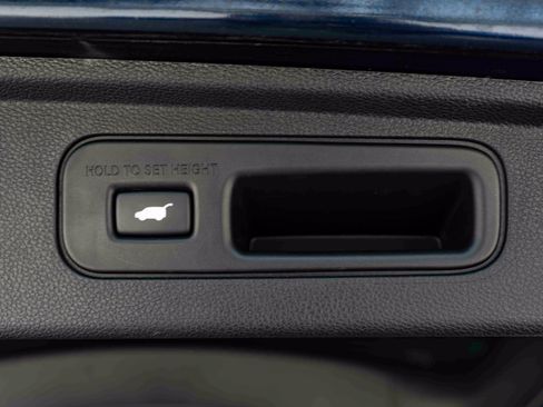 Used 2023 Honda Odyssey EX-L image 46