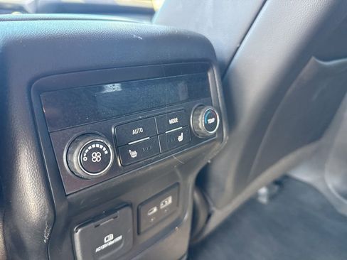 Used 2023 GMC Acadia AT4 w/ Technology Package image 15