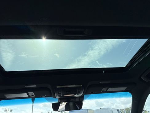 Used 2023 Lexus ES 350 F Sport image 17