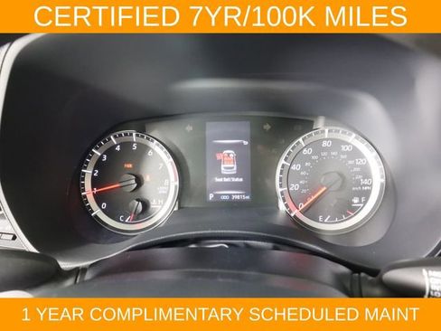 Used 2022 Toyota Highlander L AWD/4WD image 25
