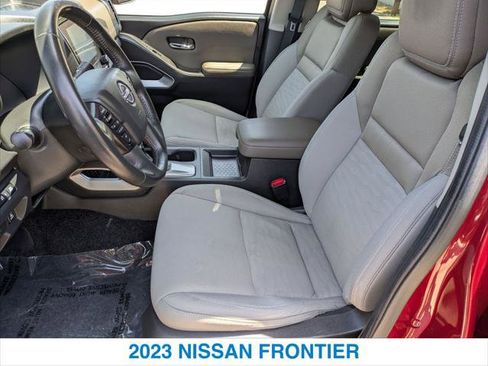 Used 2023 Nissan Frontier SV w/ SV Convenience Package RWD image 20