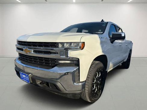 Used 2021 Chevrolet Silverado 1500 LT image 2