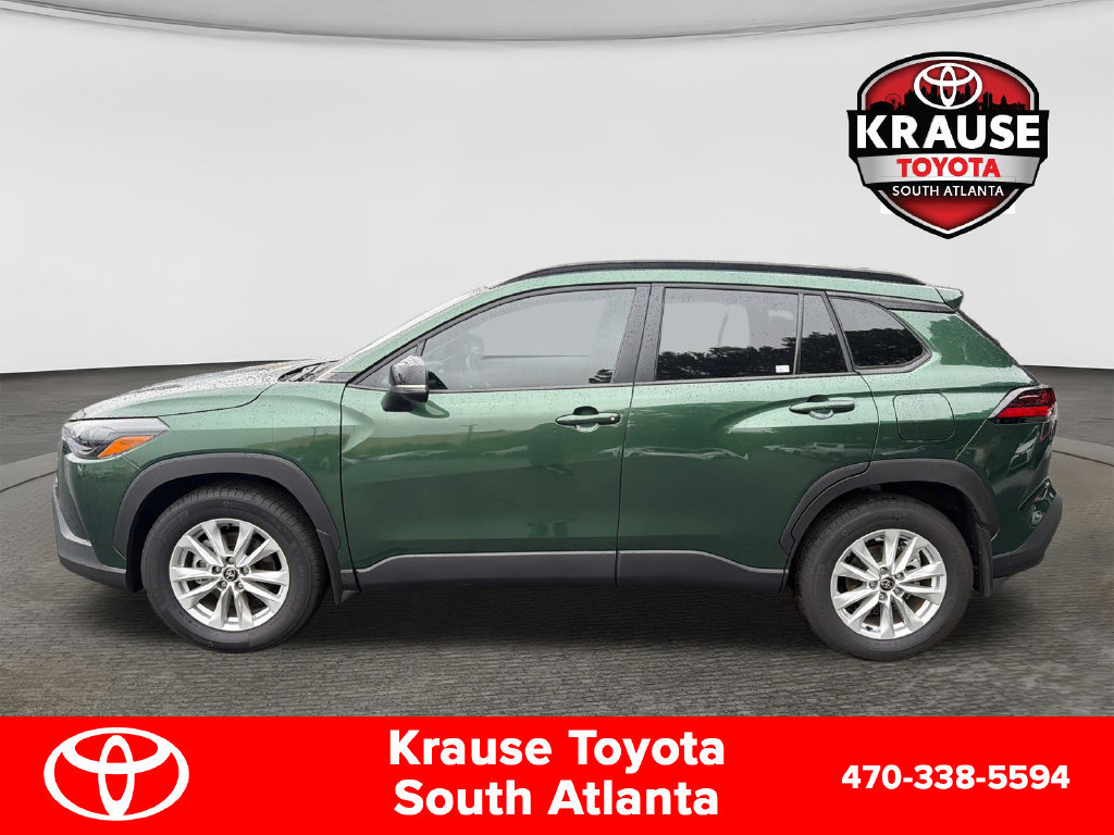 Used 2026 Toyota Corolla Cross LE w/ Moonroof Package FWD image 4