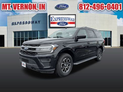 Used 2023 Ford Expedition XLT AWD/4WD image 1
