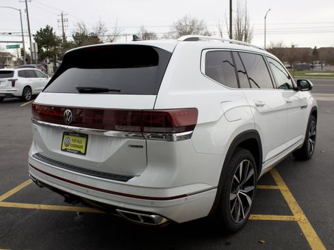 New 2026 Volkswagen Atlas SEL Premium R-Line AWD/4WD image 5