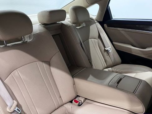 Used 2016 Hyundai Genesis 3.8 image 30