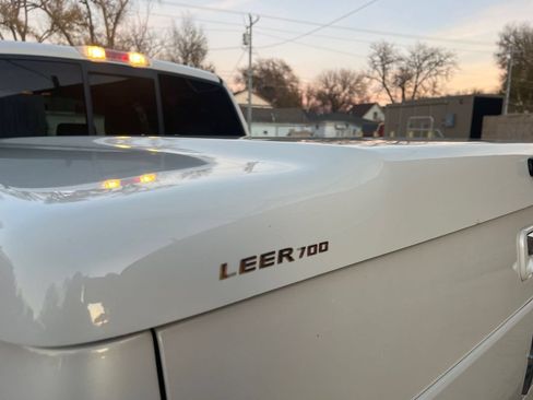 Used 2008 Lincoln Mark LT 4x4 image 12