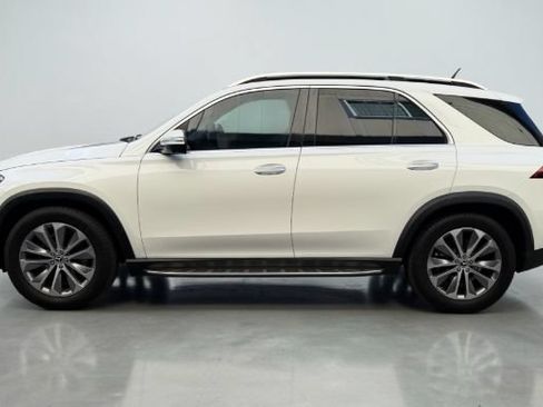 Used 2020 Mercedes-Benz GLE 350 w/ Premium Package image 3