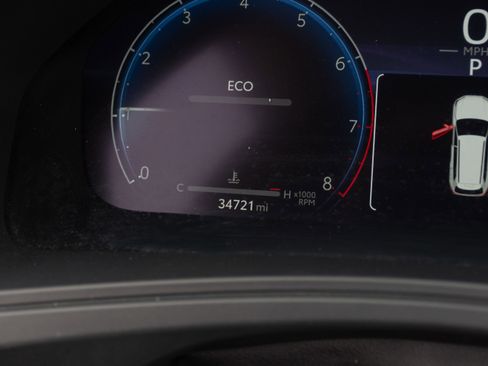 Used 2024 Toyota Grand Highlander Limited image 3