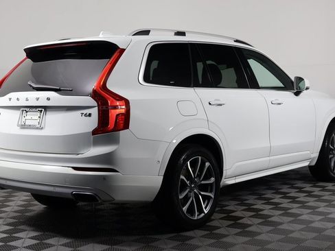Used 2017 Volvo XC90 T6 Momentum w/ Vision Package AWD/4WD image 4