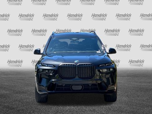 Used 2024 BMW X7 xDrive40i w/ M Sport Package AWD/4WD image 10