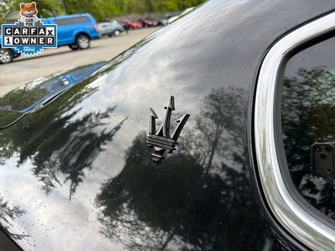 Used 2023 Maserati Quattroporte Modena Q4 AWD/4WD image 11