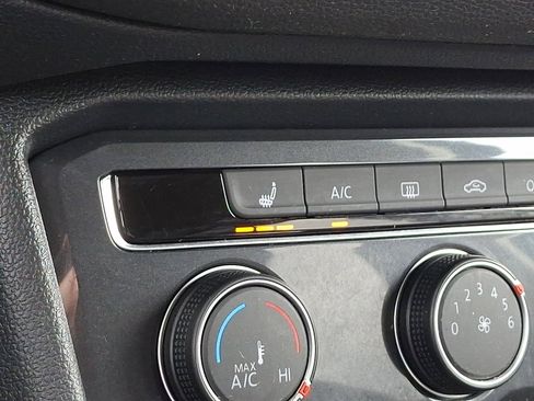 Certified 2022 Volkswagen Tiguan S image 24