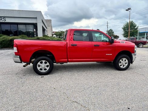 Used 2024 RAM 2500 Big Horn AWD/4WD image 12