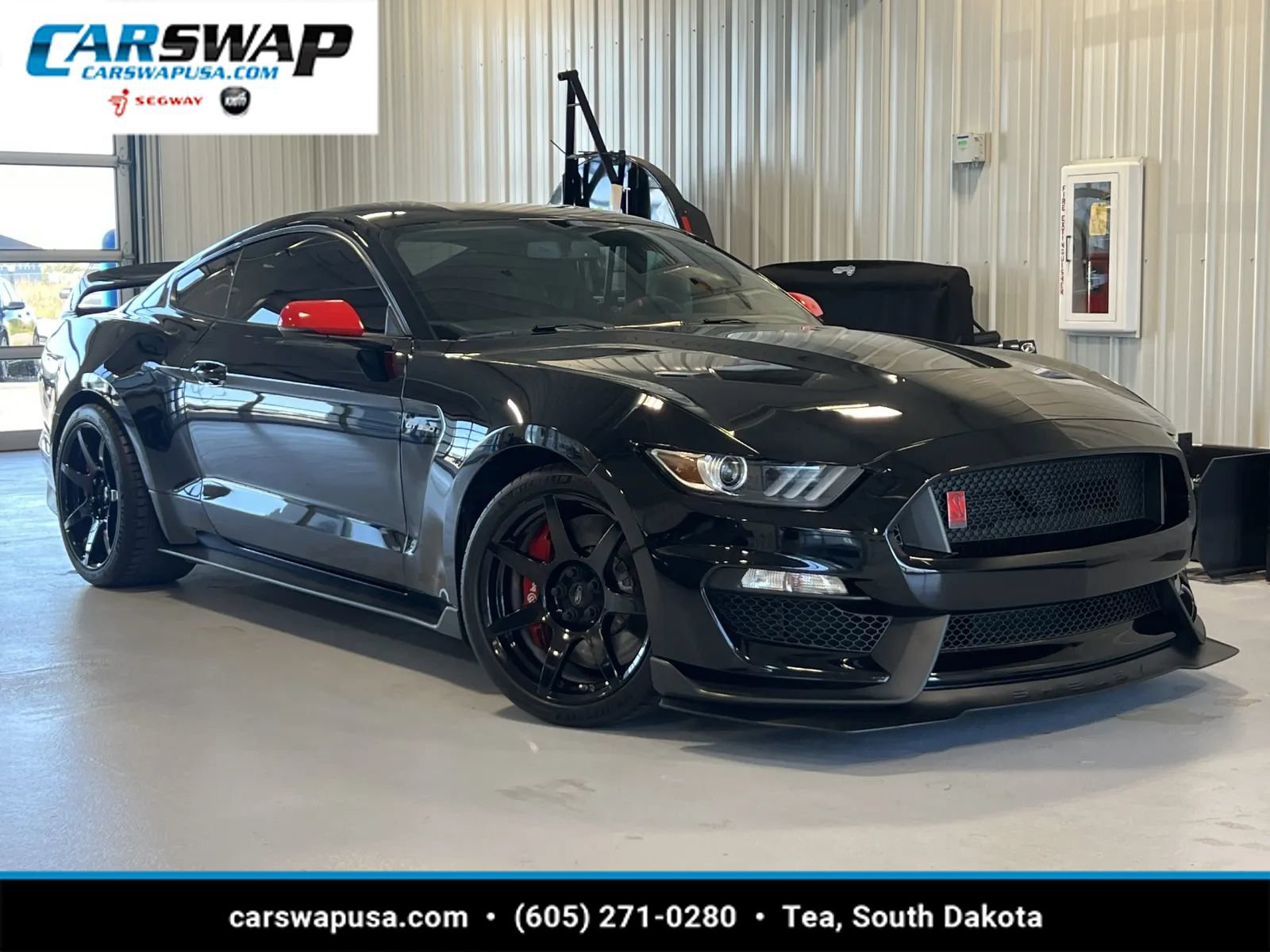 Used 2019 Ford Mustang Shelby GT350R w/ GT350R Equipment Group 920A RWD image 1