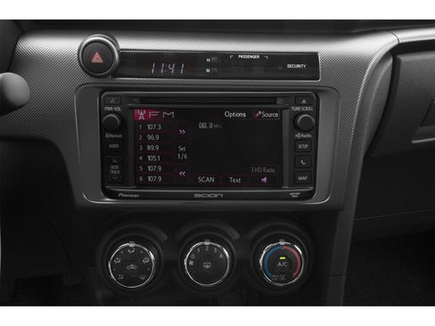 Used 2015 Scion tC FWD image 7