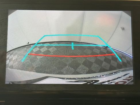 Used 2021 Toyota Sienna XLE image 25