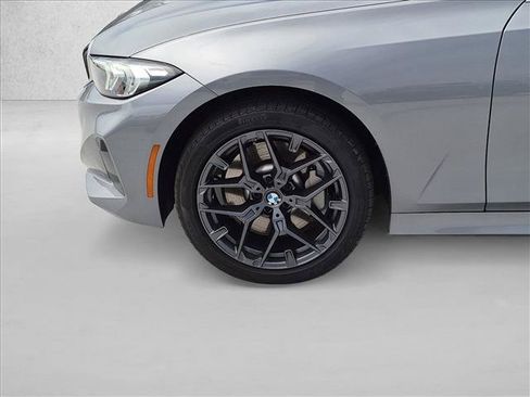 Used 2025 BMW 330i xDrive Sedan w/ Convenience Package AWD/4WD image 25